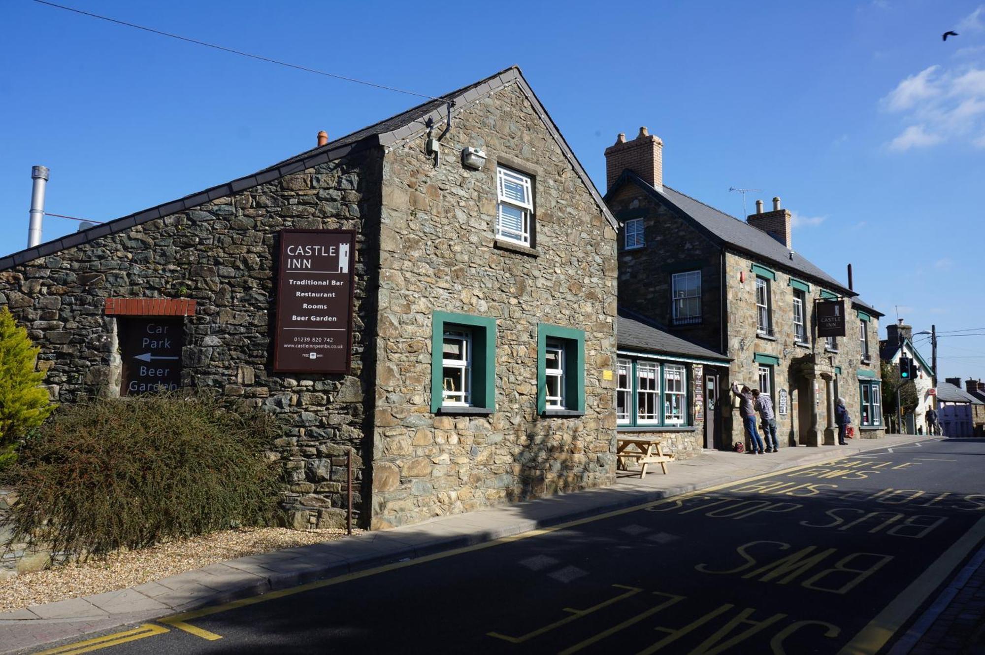 Castle Inn Newport  Luaran gambar